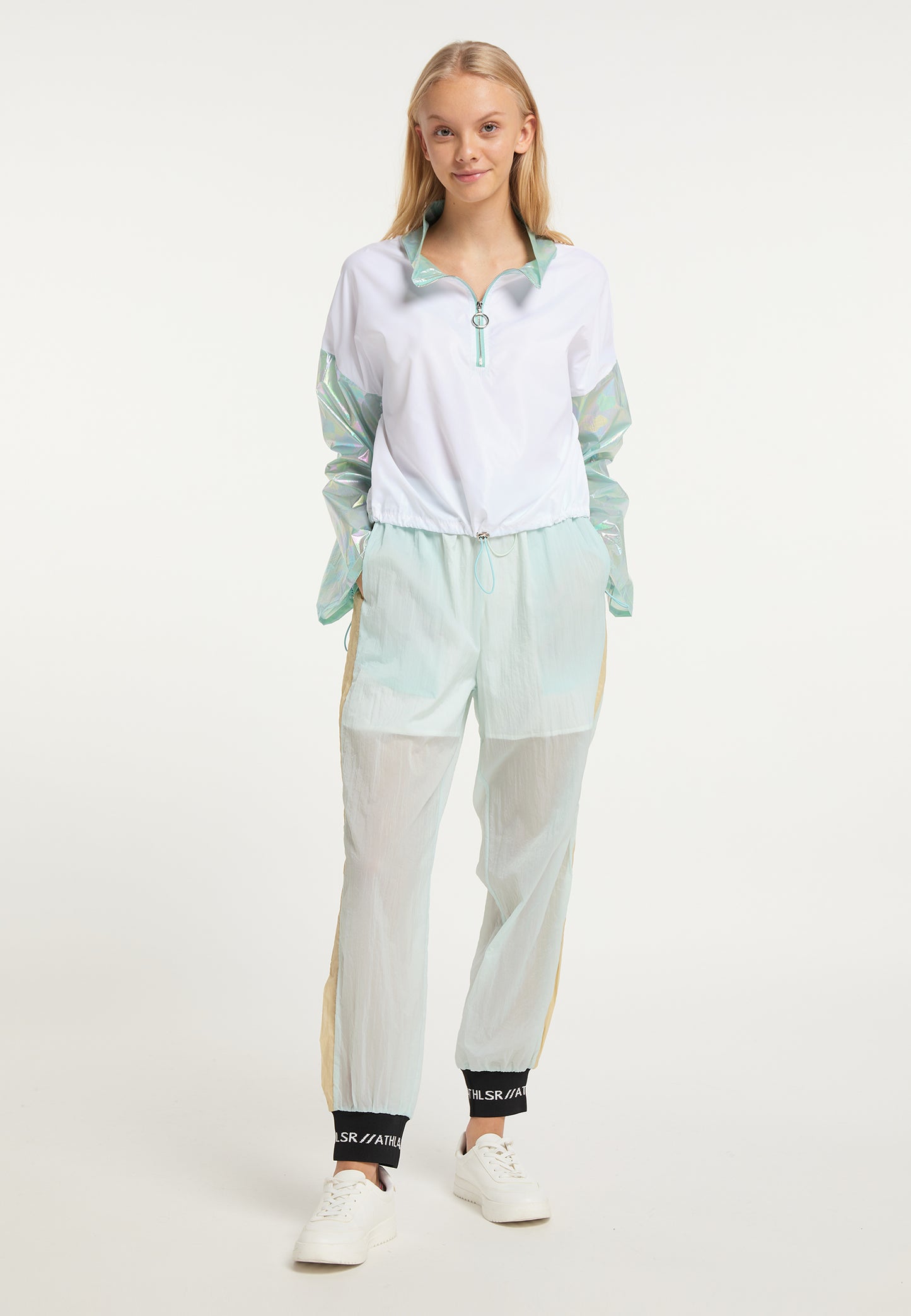 myMo ATHLSR Women's Windbreaker Jacket