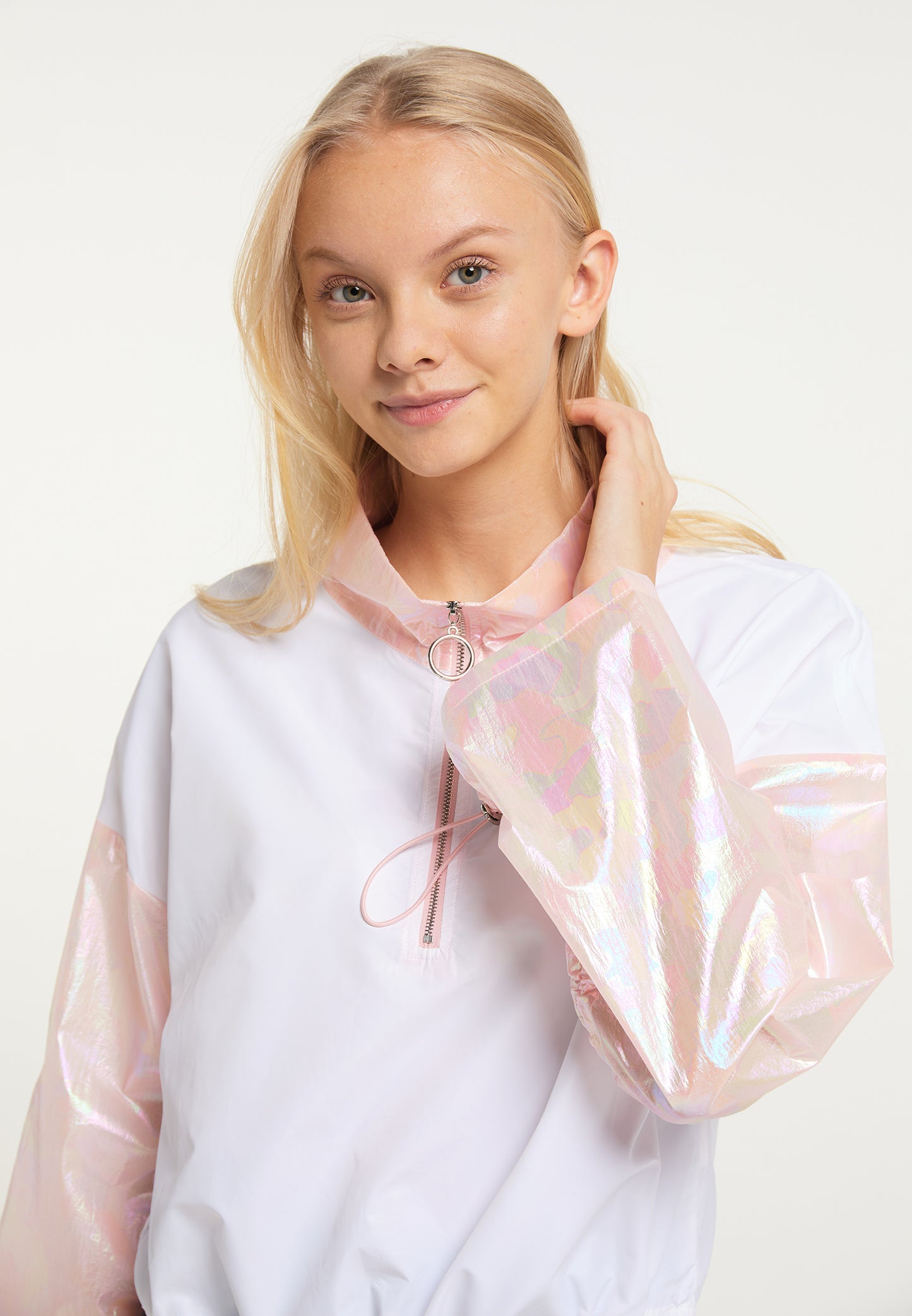 myMo ATHLSR Women's Windbreaker Jacket