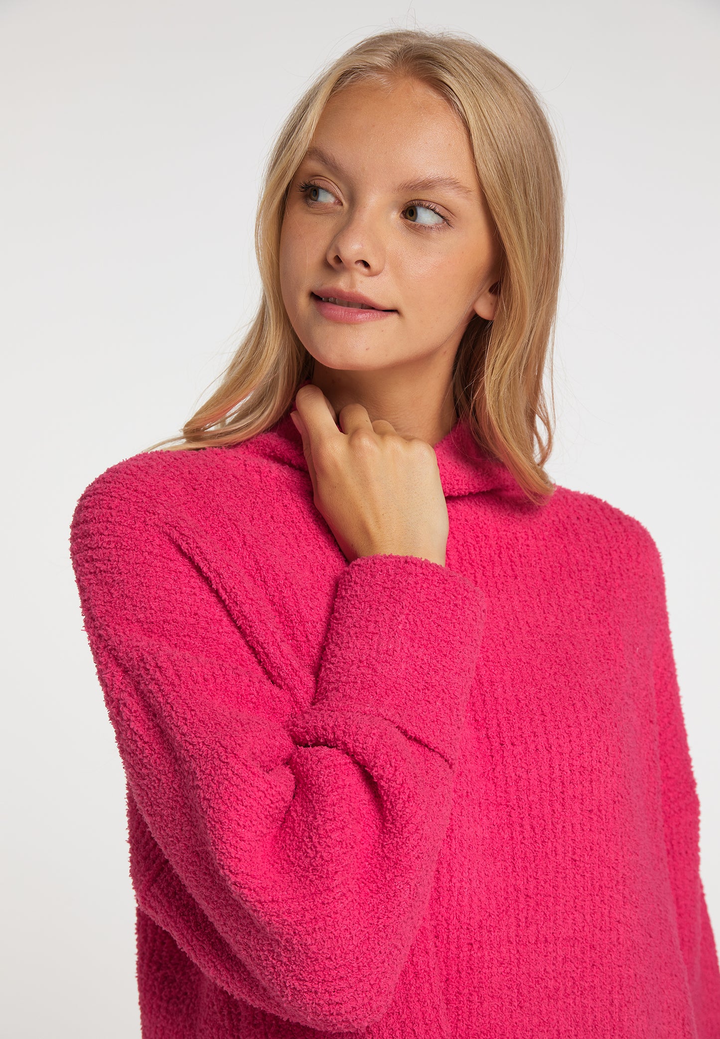 myMo Women's Knitted Sweater