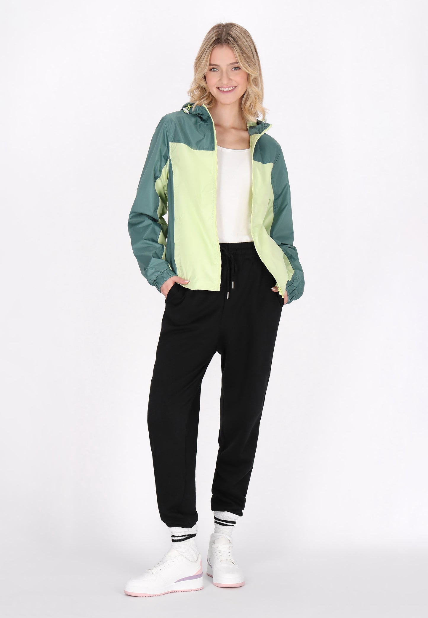 myMo ATHLSR Damenjacke