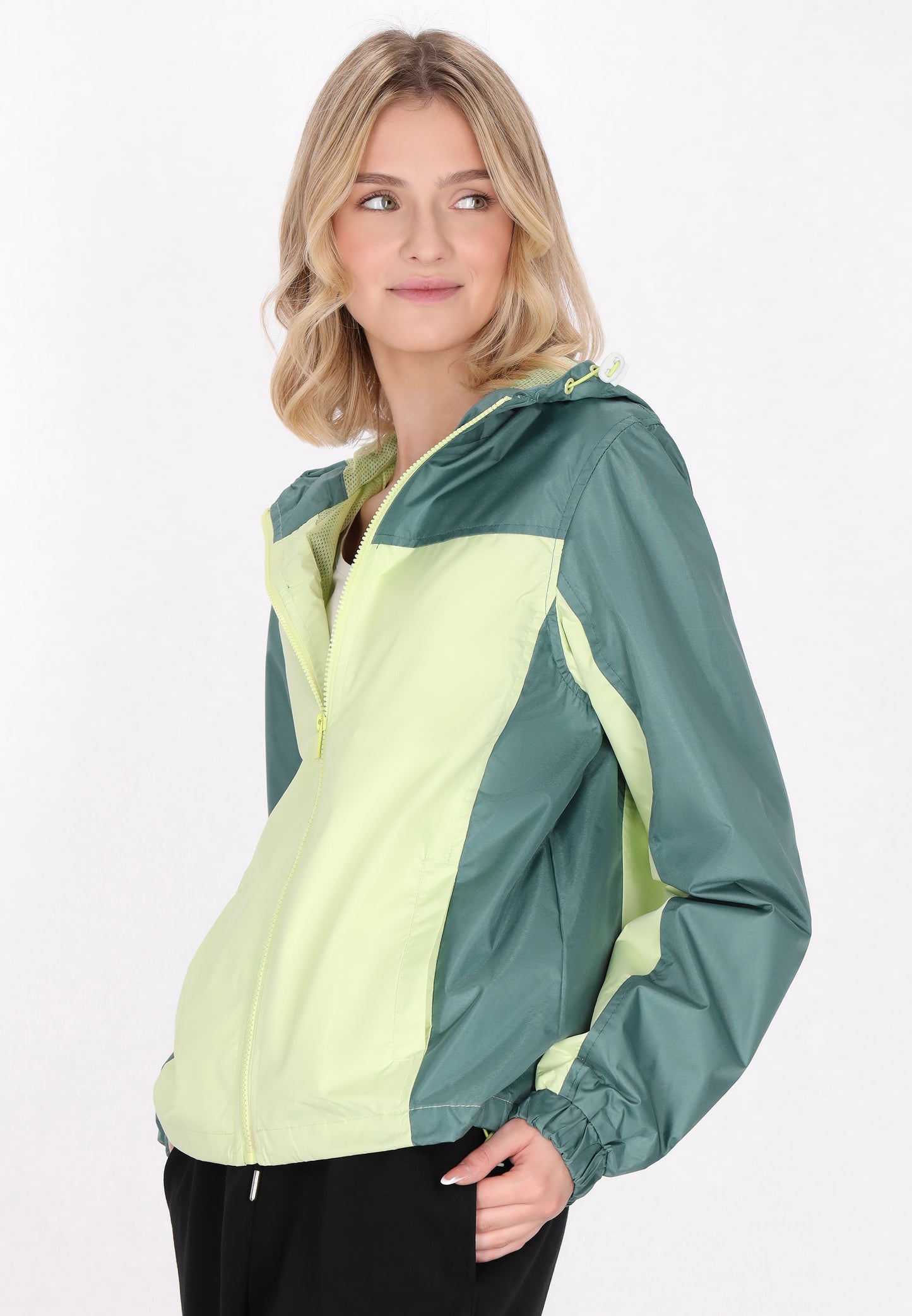 myMo ATHLSR Damenjacke