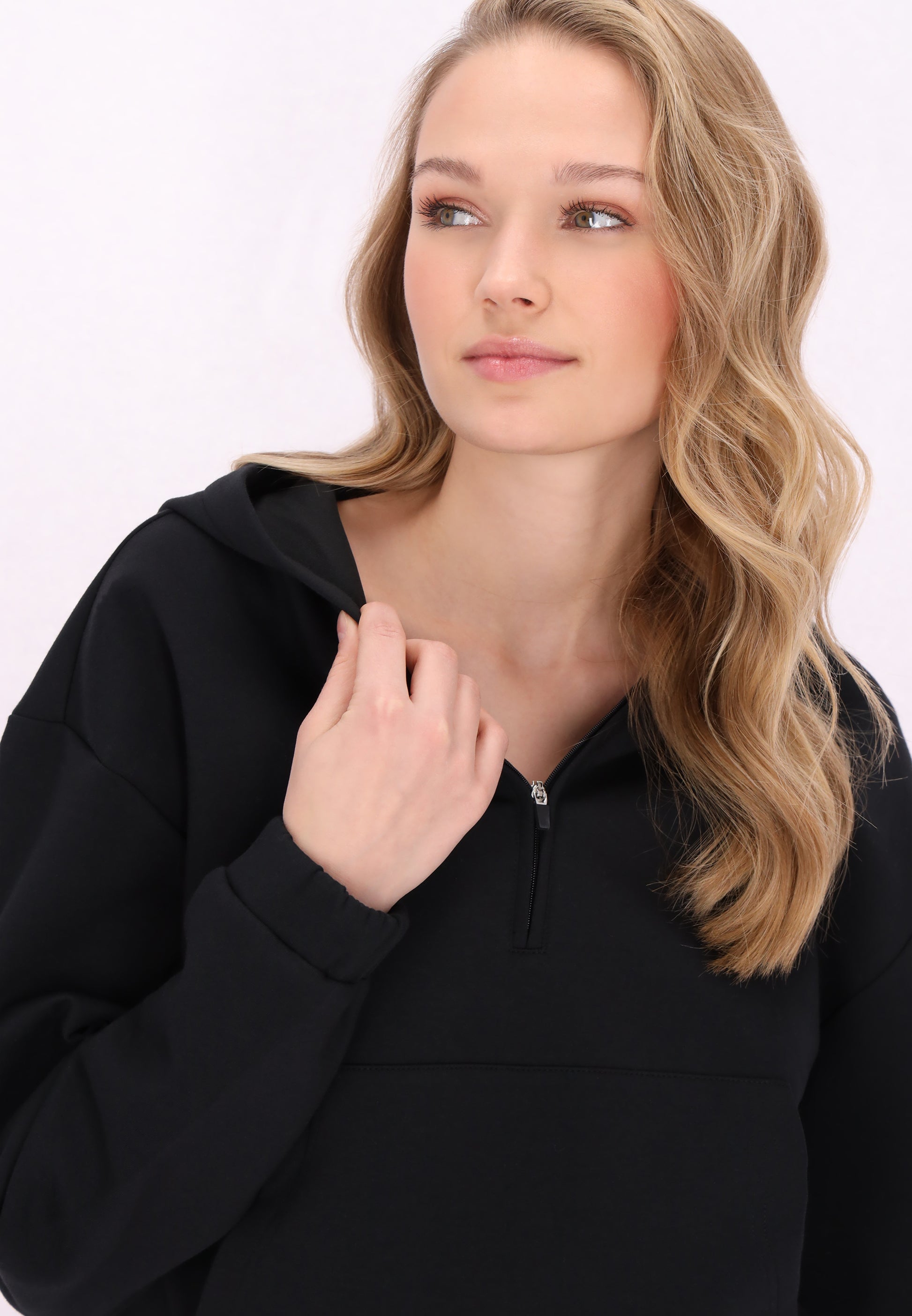 myMo ATHLSR Women's Sweatshirt