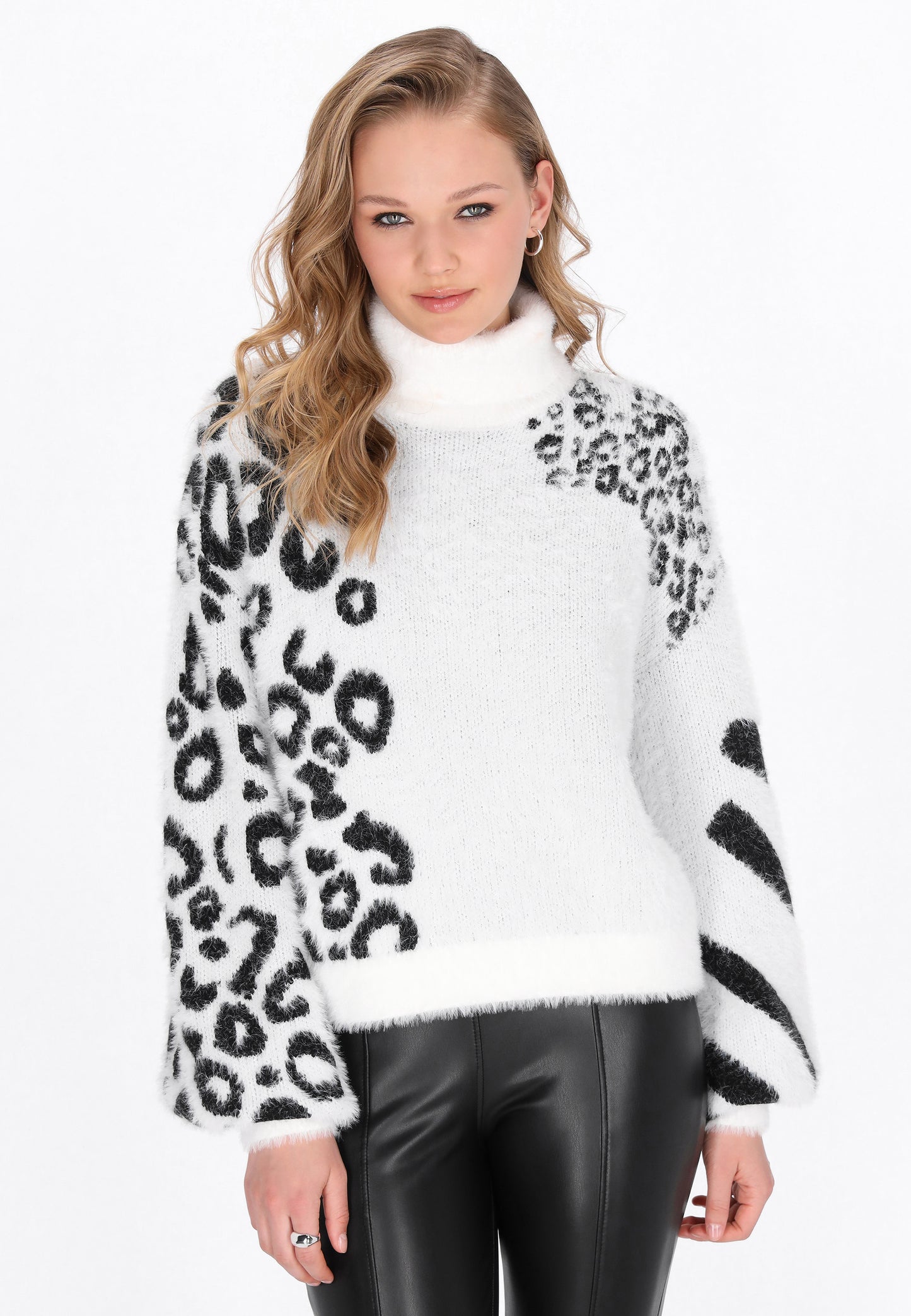 myMo ROCKS Women's Sweater