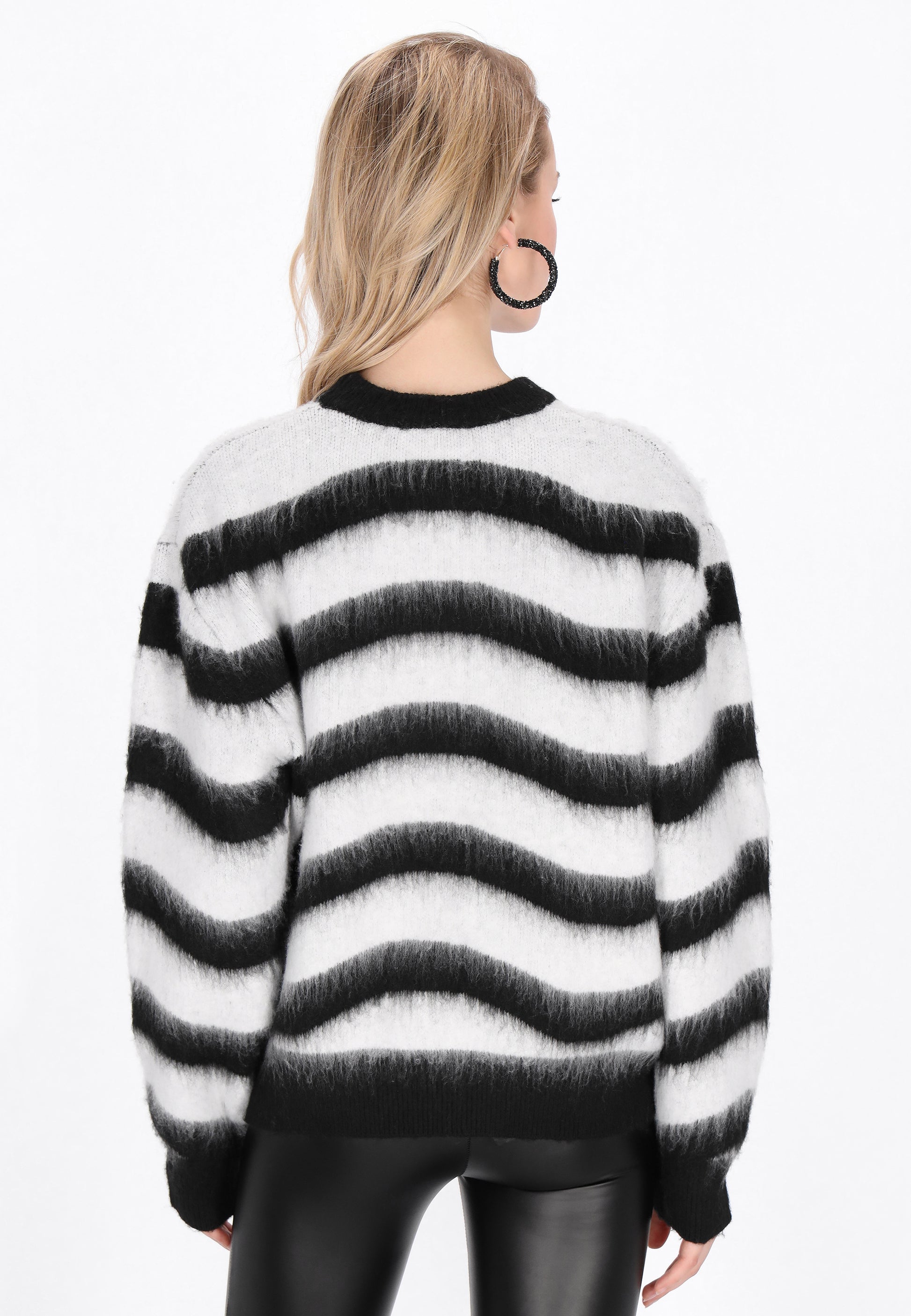 myMo ROCKS Women's Sweater