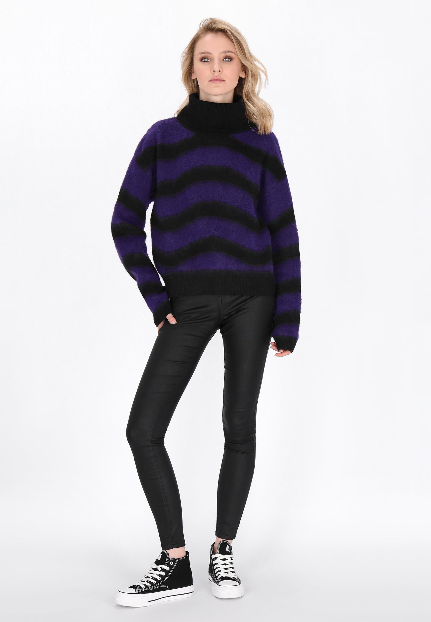 myMo ROCKS Women's Sweater