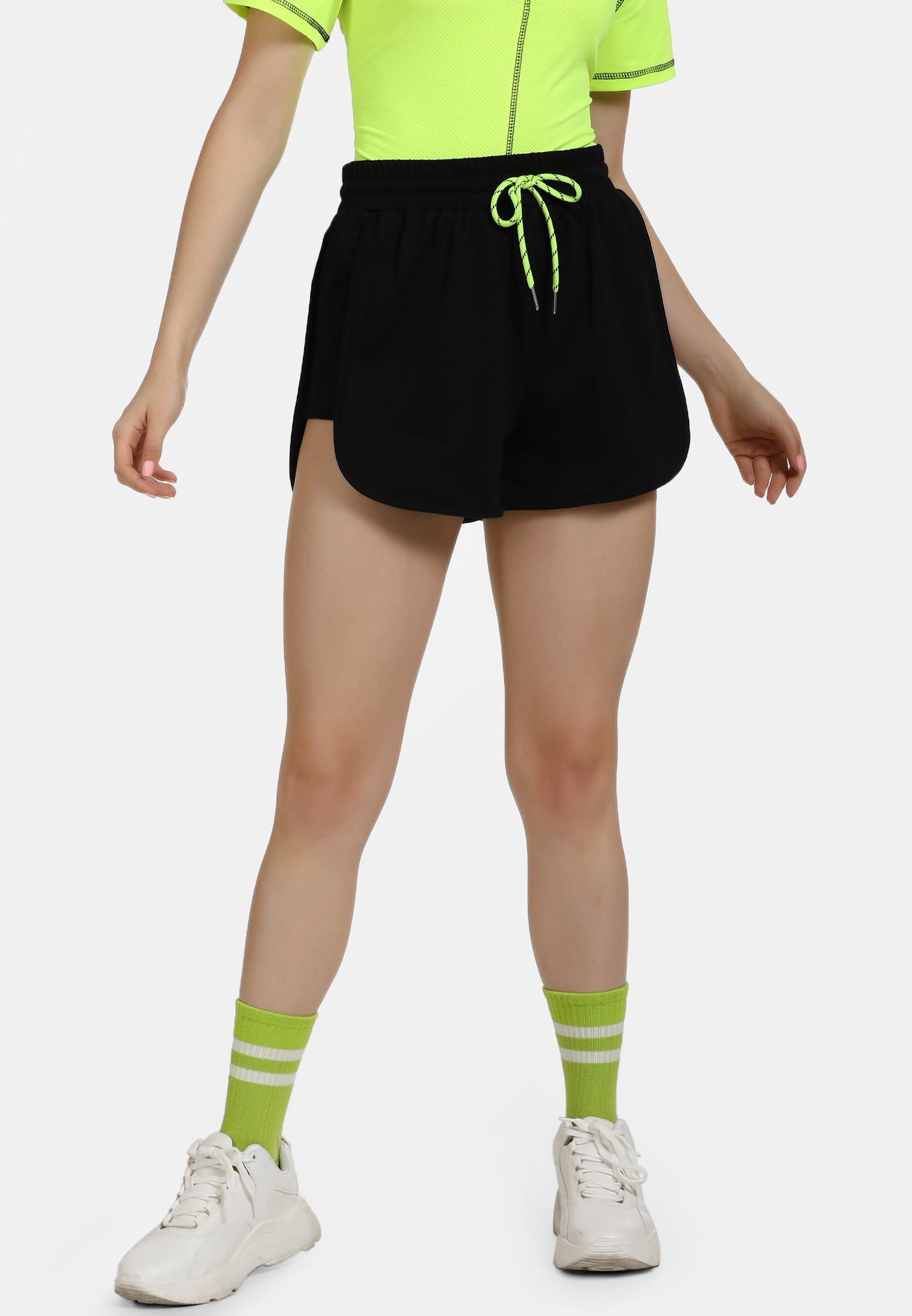 myMo ATHLSR Damen Shorts