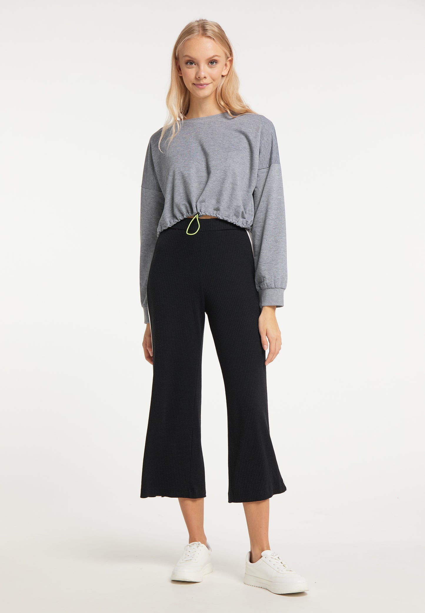 myMo ATHLSR Women's Sweater